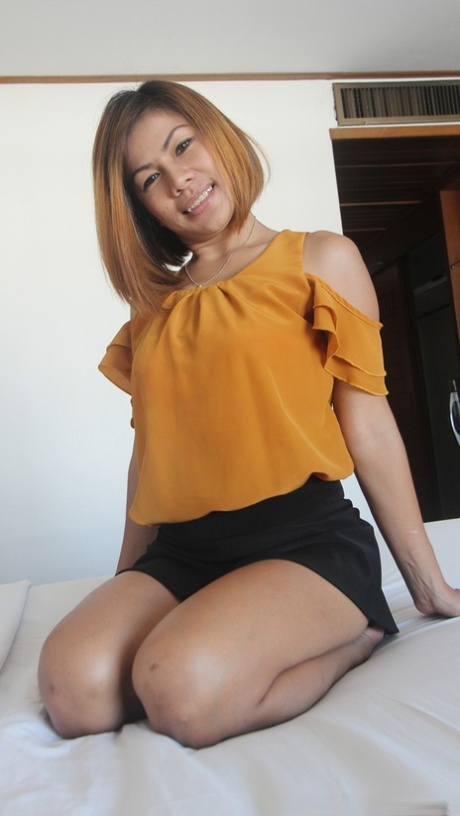 Asian babe Ouy ends a sexy striptease with POV anal & vaginal sex